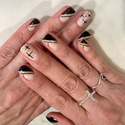 Papillon Nail Studio - TY Gypsie