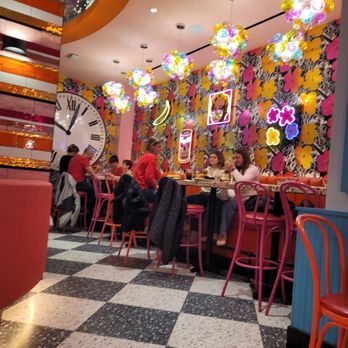 Serendipity 3 - Times Square - Interior - American Near Me - New York, New York Serendipity 3 - Times Square - Interior - American Near Me - New York, New York