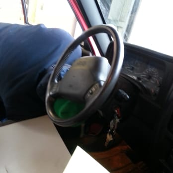 Illinois Air Team - Driver gets out, Emissions Tester person gets in, plugs this thing in and starts it up - Smog Check Stations Near Me - Schaumburg, Illinois Illinois Air Team - Driver gets out, Emissions Tester person gets in, plugs this thing in and starts it up - Smog Check Stations Near Me - Schaumburg, Illinois