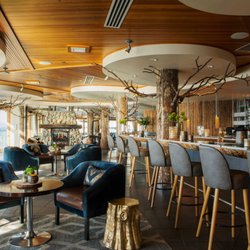 Six Seven Restaurant