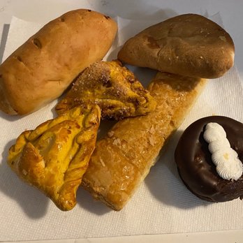 La Estrella Panaderia - Postres - Bakeries Near Me - Mesa, Arizona