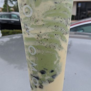 OMOMO Tea Shoppe - Oreo Brulee Green Milk Tea with Brown Sugar boba - Coffee & Tea Near Me - Irvine, California