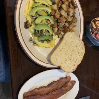 Cambria Cafe - Spinach, mushroom,avocado omelet and side of bacon. - American Near Me - Cambria, California