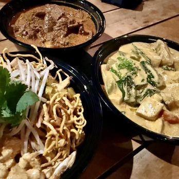 Senae Street Food - Khoa Soi Curry (chicken), Penang Neuh (beef), Gaeng Pak (veggie) - Thai Near Me - Tucson, Arizona