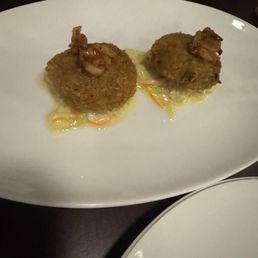 ANGLO TUNA CAKES