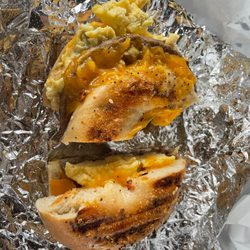 The Common Market - Bagel sandwich