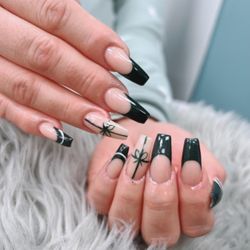 Organic Nail Bar - Nude and black