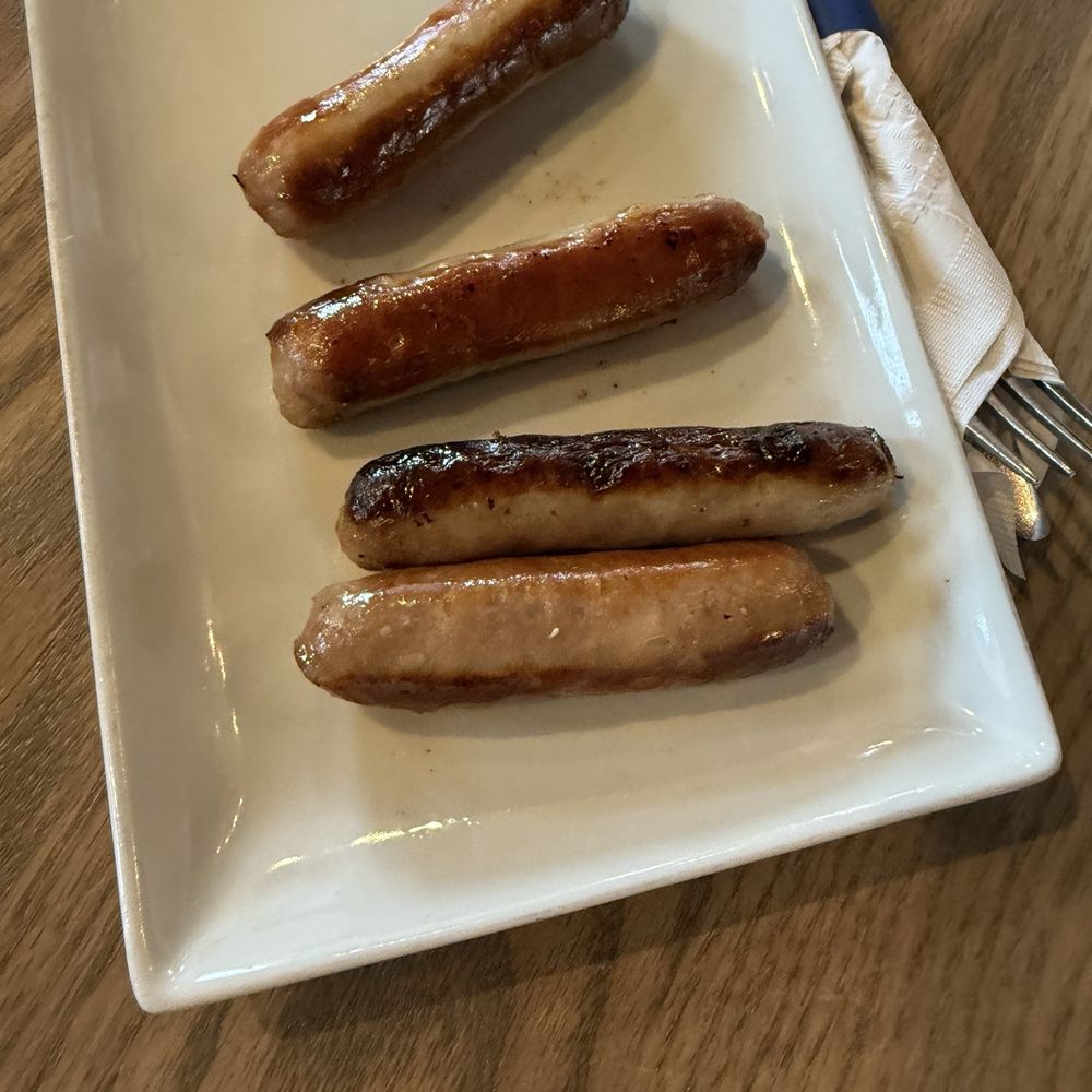 Blueberry Brunch - Side of sausage - Breakfast & Brunch Near Me - Farmington, Michigan Blueberry Brunch - Side of sausage - Breakfast & Brunch Near Me - Farmington, Michigan