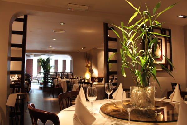 Maxim's Peking Cuisine by null