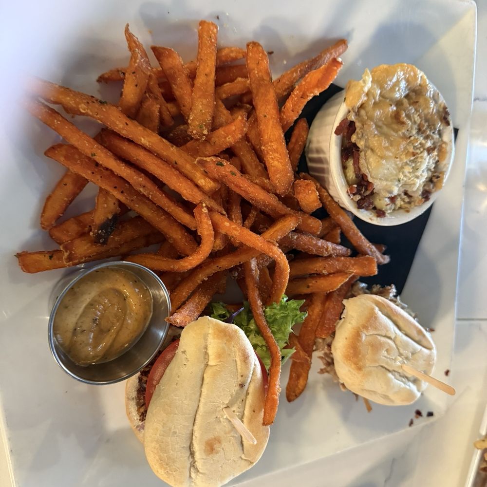 TASTE! Craft Eatery - Paso Robles - Quartet-1 - Salad Near Me - Paso Robles, California TASTE! Craft Eatery - Paso Robles - Quartet-1 - Salad Near Me - Paso Robles, California