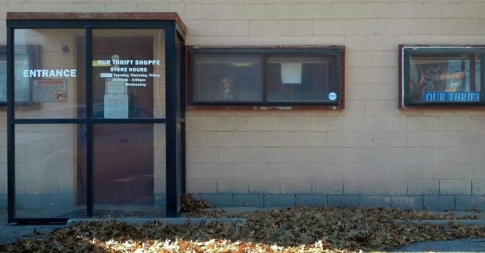 VOLUNTEER THRIFT SHOP Updated May 2024 1724 Henderson Dr, Lorain