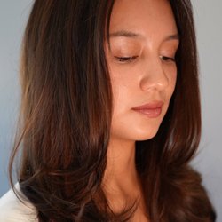 Chocolate brown color and soft longer layers