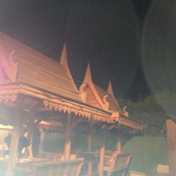 Siam Elephant - Not the best quality, but great sitting area outside. - Thai Near Me - Carpinteria, California Siam Elephant - Not the best quality, but great sitting area outside. - Thai Near Me - Carpinteria, California