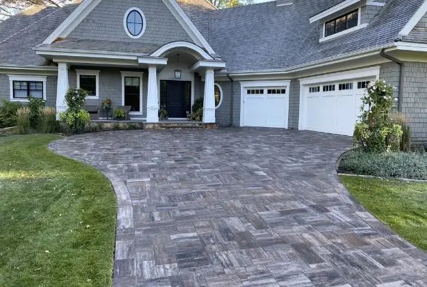 Slide of Everlast Roofing & Masonry