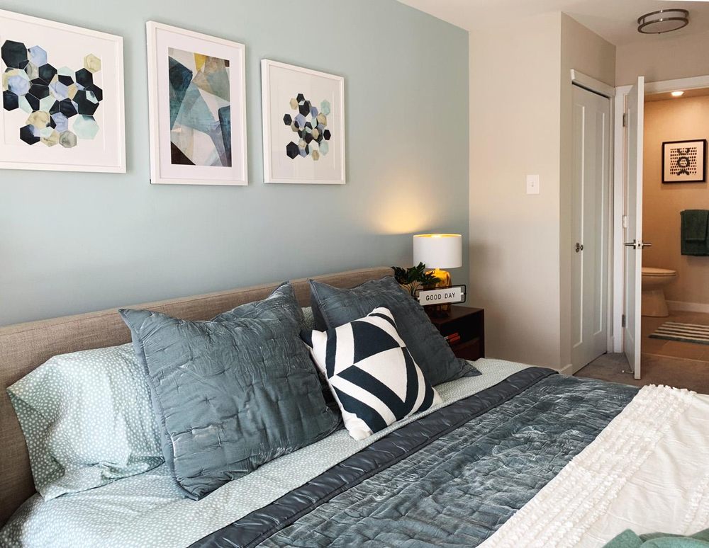 LOLA’S PLACE Updated September 2024 15 Photos 20 Haws Ln