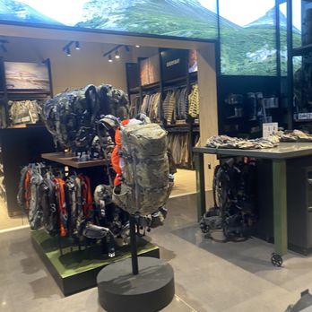 KUIU - Outdoor Gear Near Me - Dallas, Texas