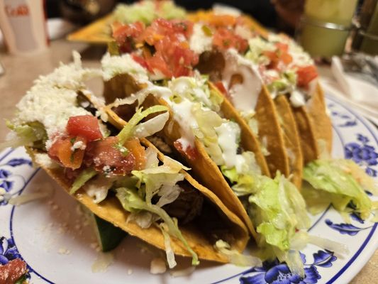 Luis's Taqueria by null