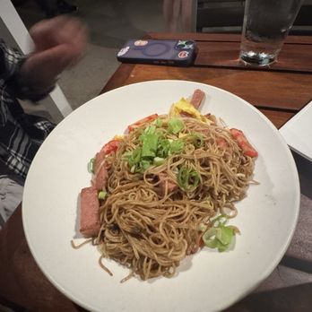 Aloha Mixed Plate - Fried Noodles - Hawaiian Near Me - Lahaina, Hawaii
