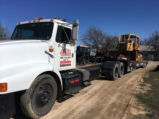Towing For Commercial Vehicles Available - We offer towing service for semi-trucks, box-trucks, buses, RVs, tractor-trailers, and most large commercial vehicles.Our fleet of  certified tow operators are trained and equipped to perform in even the most challenging of situations. Whether you require heavy duty towing or roadside assistance such as: diesel delivery, a jump start, pull start, winch-out, load shift, or accident recovery,