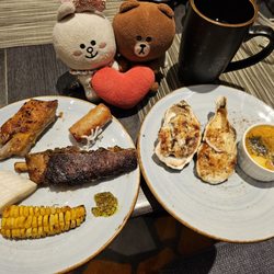 香港基督教青年會賓館 - More choices at the dinner buffet
