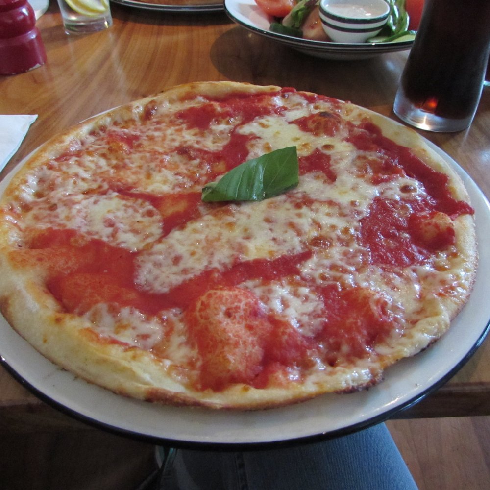 Pizza Express - Margherita Pizza (tomato and mozzarella) - Pizza Near Me - London, XGL Pizza Express - Margherita Pizza (tomato and mozzarella) - Pizza Near Me - London, XGL