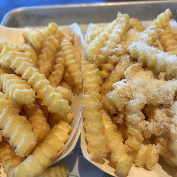 Shake Shack Uptown Plaza - Camelback & Central - Fries, truffle fries - Burgers Near Me - Phoenix, Arizona Shake Shack Uptown Plaza - Camelback & Central - Fries, truffle fries - Burgers Near Me - Phoenix, Arizona