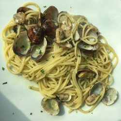 Antica Trattoria Muranese - Linguini with clams