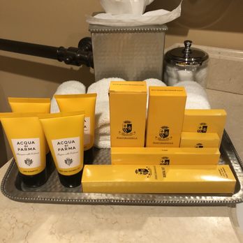 Hotel Granduca - Very nice and extensive toiletry selection. - Hotels Near Me - Houston, Texas Hotel Granduca - Very nice and extensive toiletry selection. - Hotels Near Me - Houston, Texas