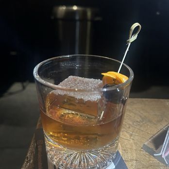 Whiskeys - Smoked old fashioned - Whiskey Bars Near Me - Dallas, Texas Whiskeys - Smoked old fashioned - Whiskey Bars Near Me - Dallas, Texas