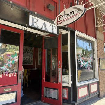 Emberz - Front entrance - Wine Bars Near Me - Sonora, California