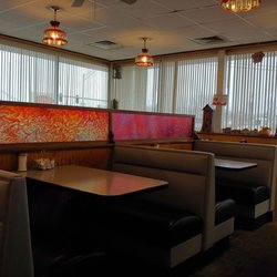 Schlepp's - Interior