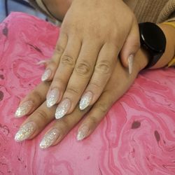 French Nails & Lashes