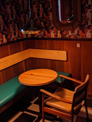 Lone Wolf Lounge by null