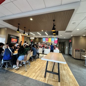 Jollibee - Fast Food Near Me - Edison, New Jersey