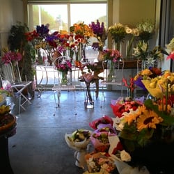 Greenlane Flowers - ;