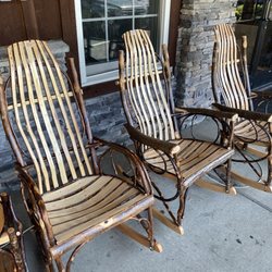 Country View Amish Market - Beautifully hand-crafted, ergonomically correct rocking chairs!
