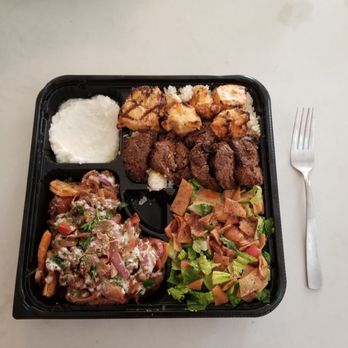 Hummus Labs - Nachos with hummus - Mediterranean Near Me - Pasadena, California Hummus Labs - Nachos with hummus - Mediterranean Near Me - Pasadena, California