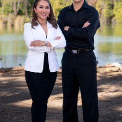 Fountain Valley Chiropractic - Dr. Kristy Dong Tran amd her associate Dr. Simon Ma