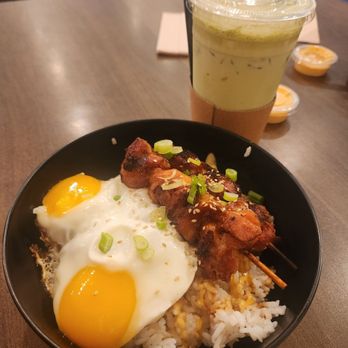 Cha Cafe - Pyng Rice Box (chicken) and strawberry matcha iced - Coffee & Tea Near Me - El Monte, California