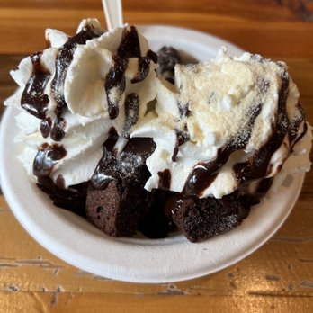 The Parlour - The Brownie Sundae - Ice Cream & Frozen Yogurt Near Me - Durham, North Carolina