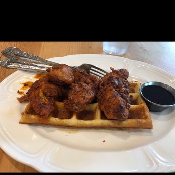 Roux Diner - Chicken & waffles - Breakfast & Brunch Near Me - Chicago, Illinois Roux Diner - Chicken & waffles - Breakfast & Brunch Near Me - Chicago, Illinois