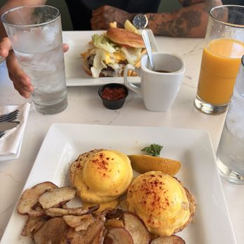 Keke's Breakfast Cafe - Breakfast & Brunch Near Me - La Quinta, California