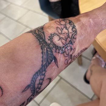 Suite Dreamz Tattoo Studio - Tattoo Near Me - Honolulu, Hawaii Suite Dreamz Tattoo Studio - Tattoo Near Me - Honolulu, Hawaii