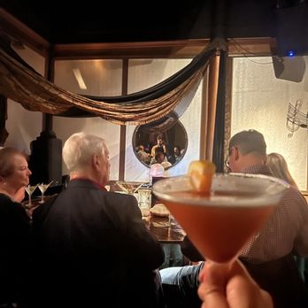 Martuni's - Lounges Near Me - San Francisco, California