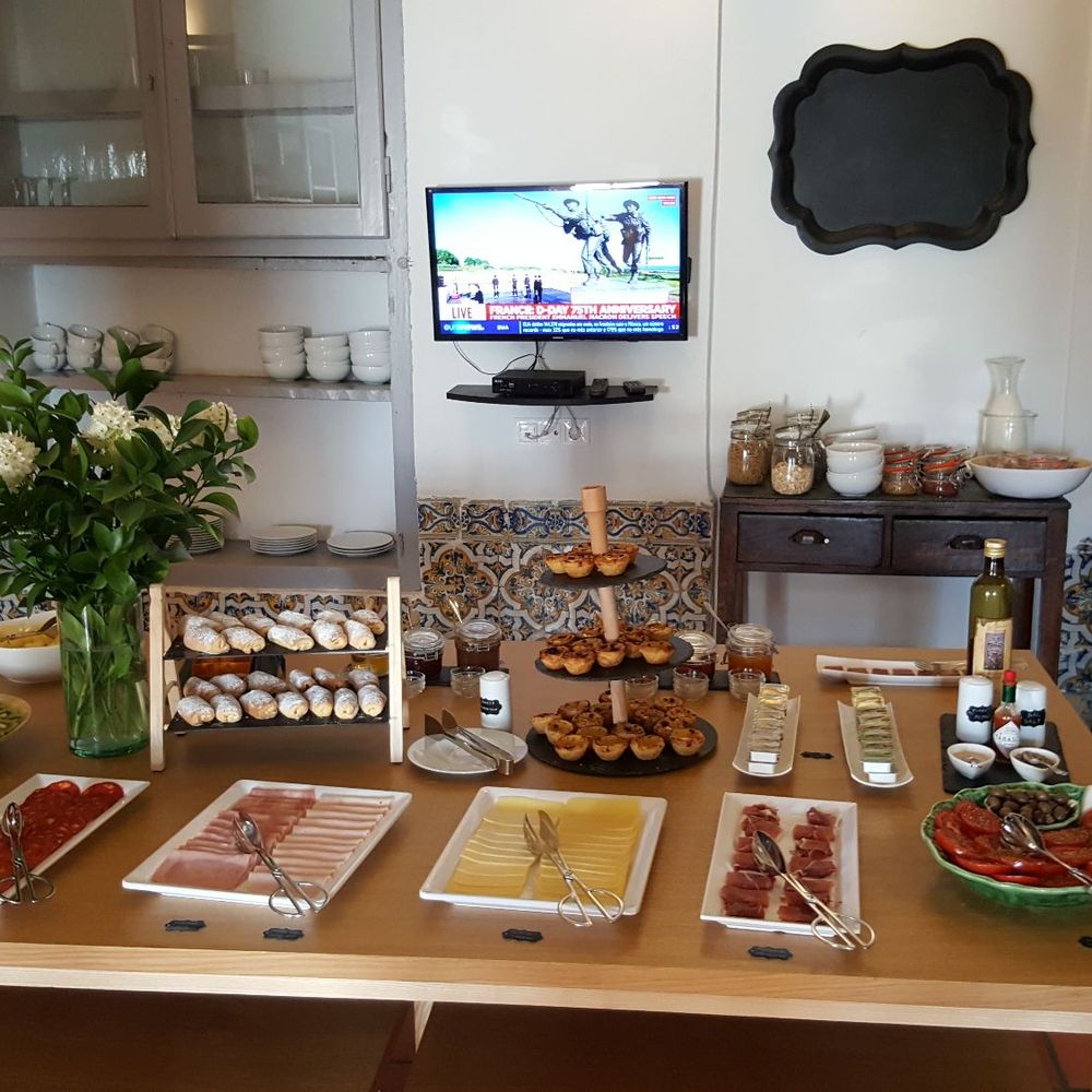 The Noble House - Breakfast buffet - Hotels Near Me - Évora, 07