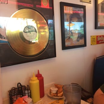 Mel's Diner - Memorabilia all over ! - Diners Near Me - Pigeon Forge, Tennessee