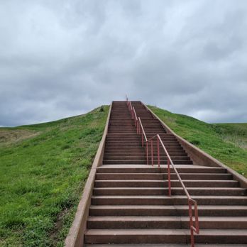 Cahokia Mounds - Staircase up to Monk's Mound - Parks Near Me - Collinsville, Illinois