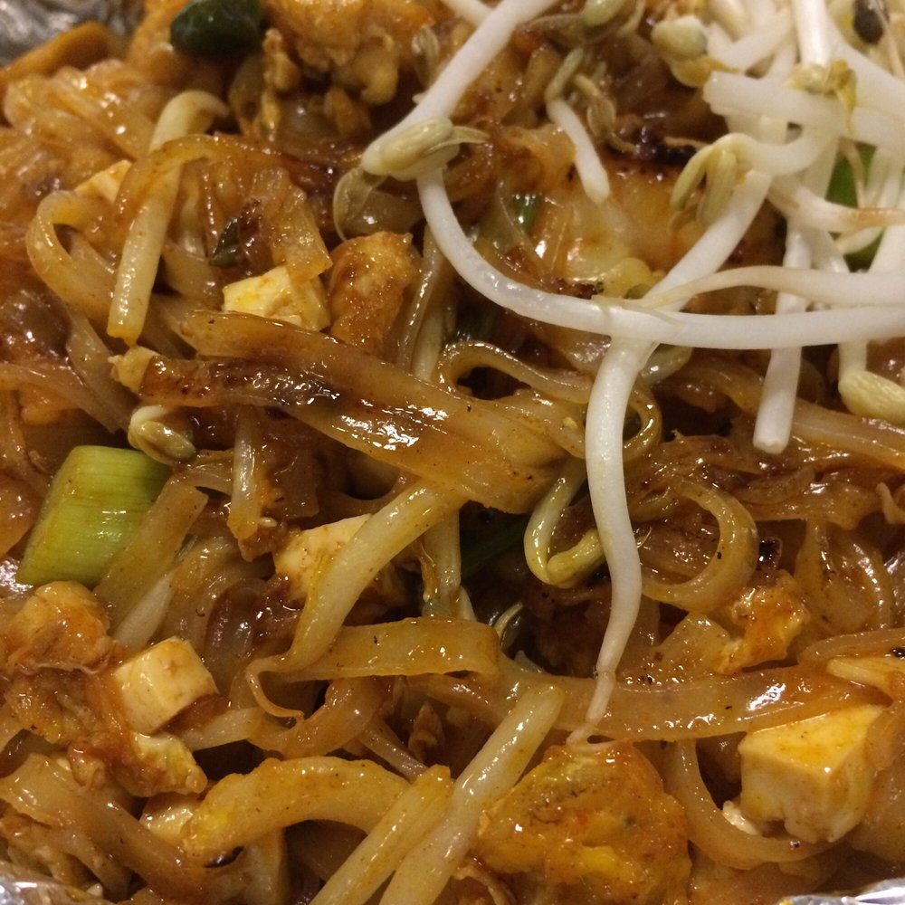 Ontar Thai Restaurant - Pad Thai combination noodles (chewy, no peanuts or lemon) bleh.. - Thai Near Me - Ontario, California Ontar Thai Restaurant - Pad Thai combination noodles (chewy, no peanuts or lemon) bleh.. - Thai Near Me - Ontario, California
