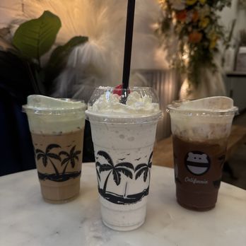 Mini Monster Cafe - Banana coffee. Banana walnut shake. Pandan coffee !!! - Ice Cream & Frozen Yogurt Near Me - Long Beach, California