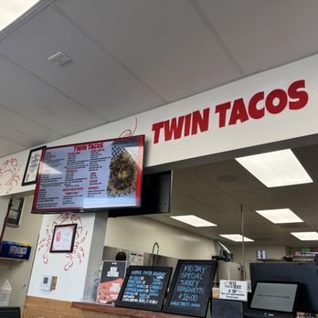 Twin Tacos - Front counter with Menu monitor - Mexican Near Me - Los Angeles, California Twin Tacos - Front counter with Menu monitor - Mexican Near Me - Los Angeles, California